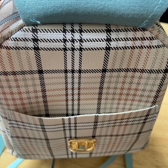 Hello Kitty Mini Backpack - Picture 5 of 7